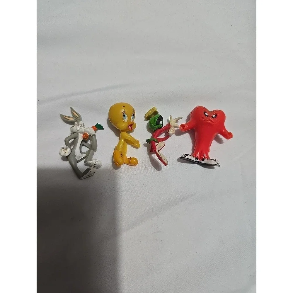 Bugs Bunny Tweety Pencil Toppe Small Figures Used Some Broke Lot Of 4 WB S03 Lot